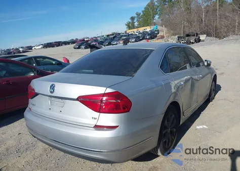 2016 Volkswagen Passat 1.8T S z USA, uszkodzony, nr VIN 1VWAS7A3XGC051124